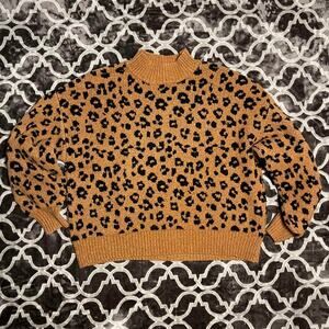 Leopard Print Pattern Cropped Sweater Women's XL Old Navy On Trend Fall Season